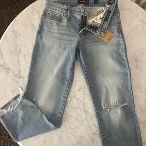 Lucky Brand Slightly Distressed Stretchy Jeans